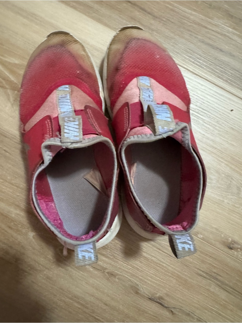 FREE Nike Kids Flex Runner Pink Foam Slip-On Sneakers Size 3Y AT4662-609 - Picture 4 of 7
